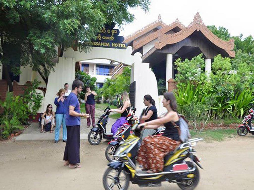Manisanda Hotel Bagan Exterior foto